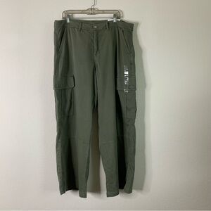 American Eagle curvy high rise baggy wide leg cargo pants 20 reg